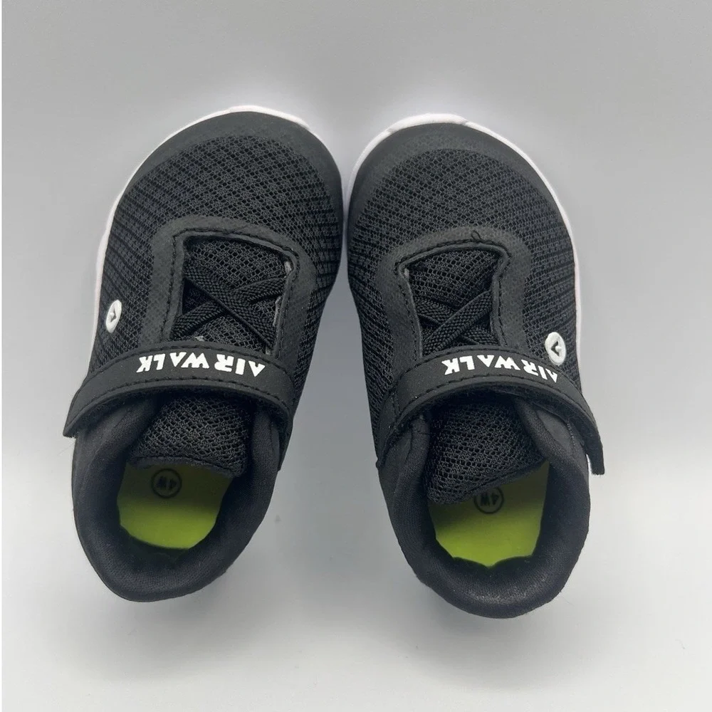 Airwalk Gusto Cross Trainer Black Slip On Strap‎ Shoes - Baby Toddler Size 4 NEW